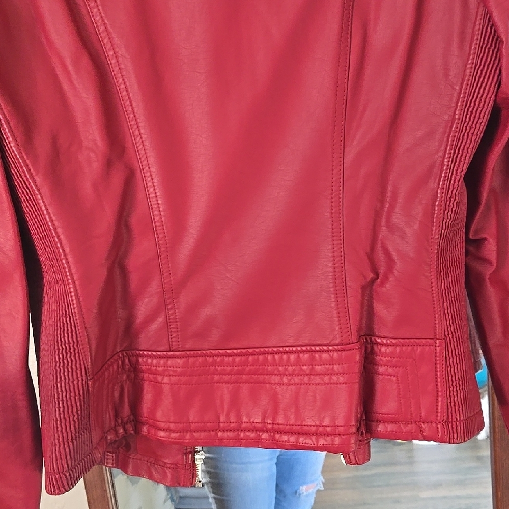 Women's Red Jacket - Picture 6 of 11